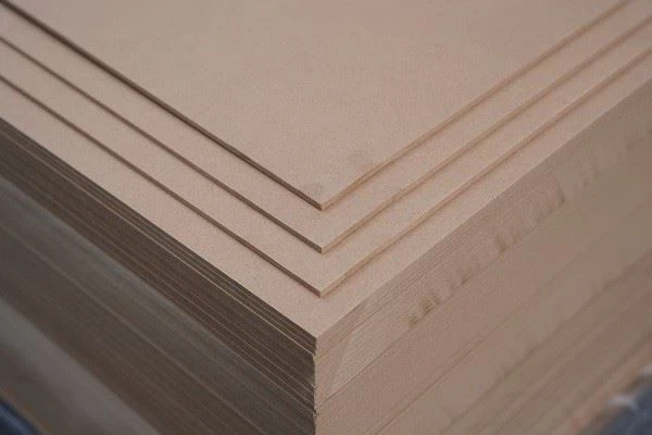 High Quality 3mm 6mm 12mm 15mm 18mm Fibreboards White Melamine Mdf Hdf Board For Furniture