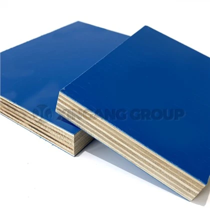 Compensato rivestito con film plastico blu